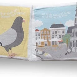 NOOX City Kids Zacht Babyboekje Breda - Fairly Made - In Mooie Geschenkverpakking - Duurzaam En Origineel Kraamcadeau -Goedkope muziekmobielen winkel 550x308 1