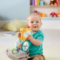 Fisher-Price Knuffelbaar Activiteiten Boekje Baby - Baby Speelgoed -Goedkope muziekmobielen winkel 550x366 1