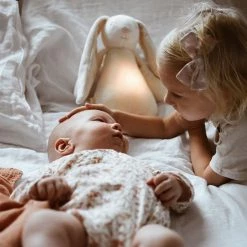 Knuffel Humming Friend Cream | Moonie -Goedkope muziekmobielen winkel 550x550 401