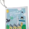 NOOX City Kids Zacht Babyboekje Rotterdam - Fairly Made - In Geschenkverpakking Van Kraft Karton - Duurzaam En Origineel Kraamcadeau -Goedkope muziekmobielen winkel 550x623 1