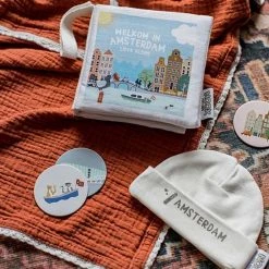 NOOX City Kids Zacht Babyboekje Amsterdam - 100% Katoen - Fairly Made - In Mooie Geschenkverpakking - Duurzaam En Origineel Kraamcadeau -Goedkope muziekmobielen winkel 550x825 26