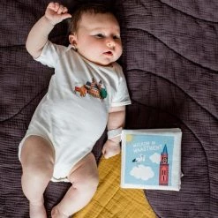 NOOX City Kids Zacht Babyboekje Maastricht - Fairly Made - In Mooie Geschenkverpakking - Duurzaam En Origineel Kraamcadeau 16 NOOX City Kids Zacht Babyboekje Maastricht - Fairly Made - In Mooie Geschenkverpakking - Duurzaam En Origineel Kraamcadeau -Goedkope muziekmobielen winkel 550x825 39