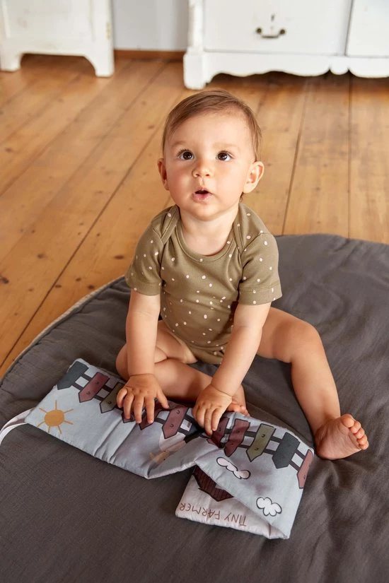 Lässig LÄSSIG Babyboekje Activity Soft Toy Book Tiny Farmer 11 Lässig LÄSSIG Babyboekje Activity Soft Toy Book Tiny Farmer - Afbeelding 9