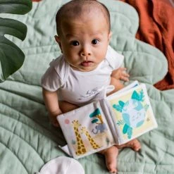 NOOX City Kids Zacht Babyboekje - Hello World Hello World -Goedkope muziekmobielen winkel 550x825 59